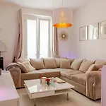 Cosy - Centre Apartment